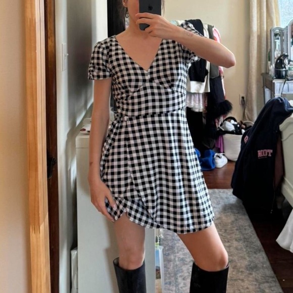 Abercrombie and fitch checked romper xs - Picture 2 of 3